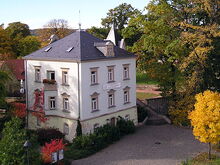 Karrasburg im Herbst