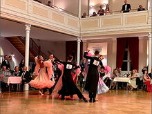 Tänzer im Ballsaal der Börse