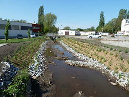 Der ausgebaute Lockwitzbach