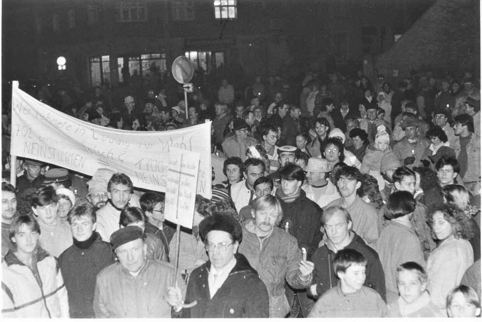 28. November 1989, 1. Demo