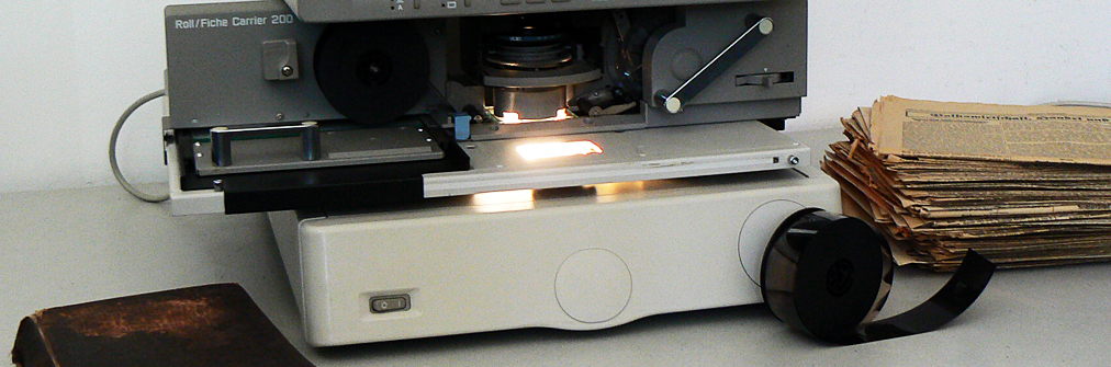 Mikrofilmlesegerät im Stadtarchiv Coswig